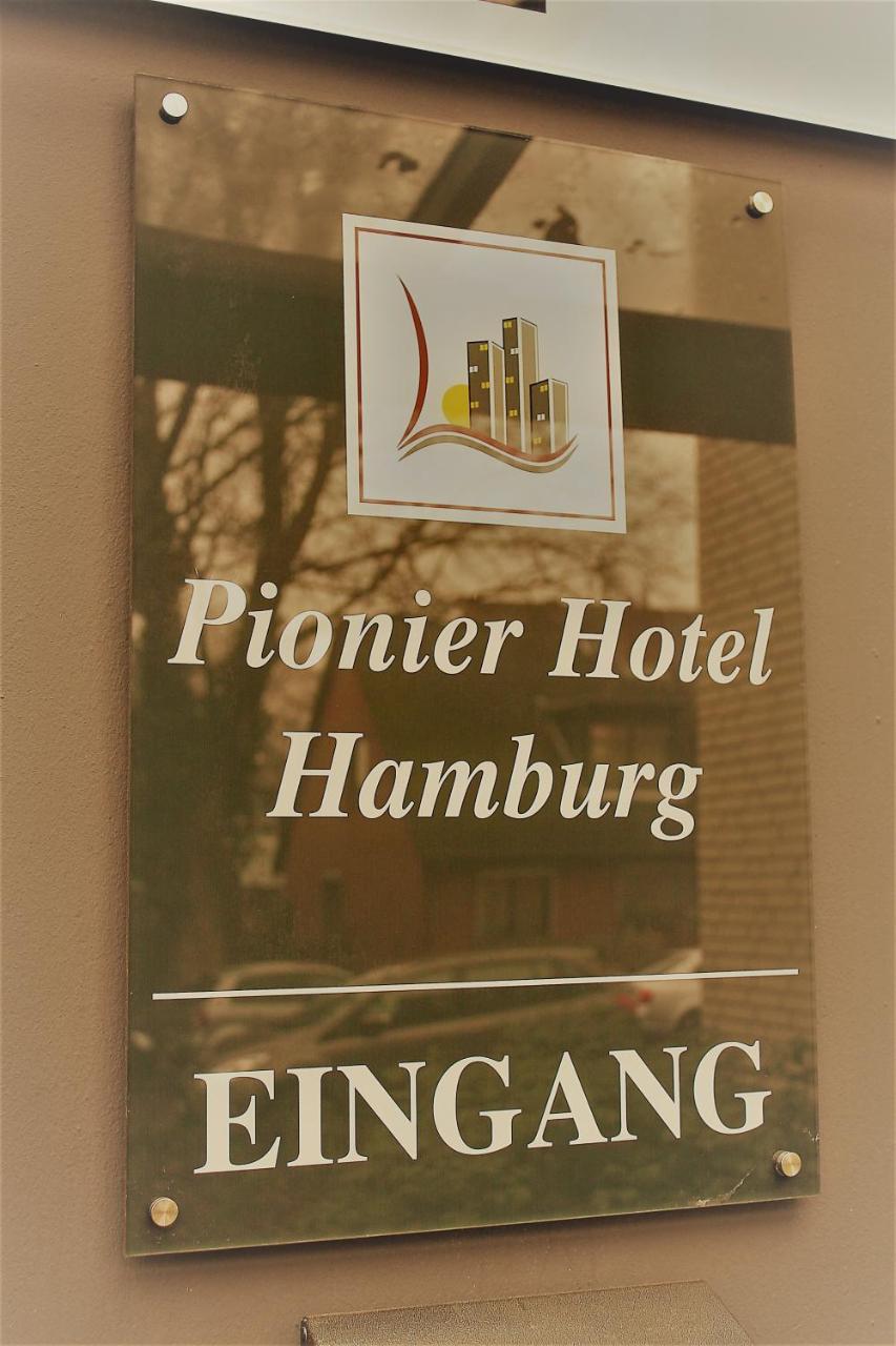 Pionier Hotel Hamburg Wandsbek Buitenkant foto